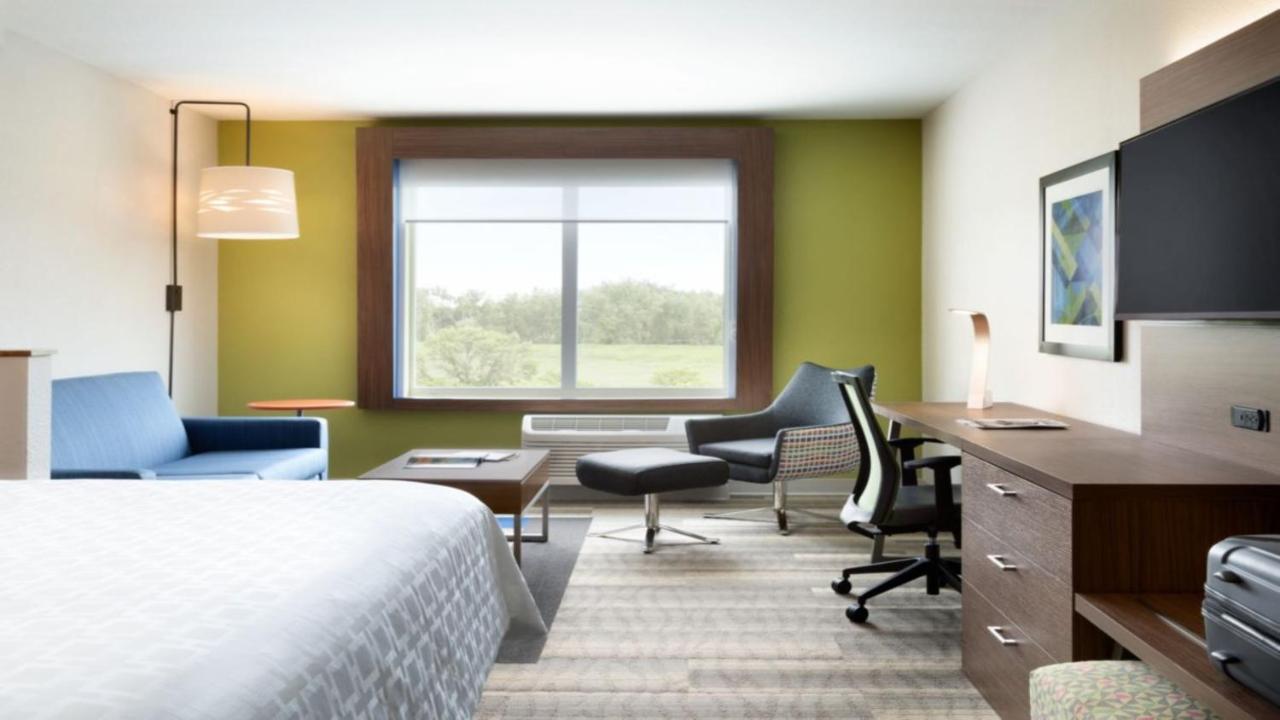 Holiday Inn Express - Wilmington - Porters Neck By Ihg Exterior photo